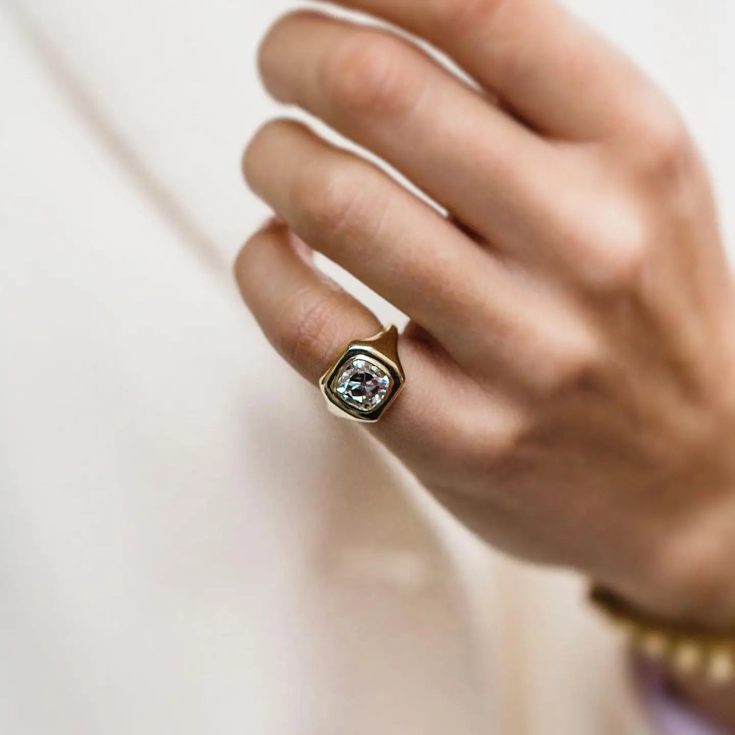 Classic Moissanite Rings 14K Rose Gold Vintage White Moissanite Set for Man and Woman Party Jewelry Anniversary Gift